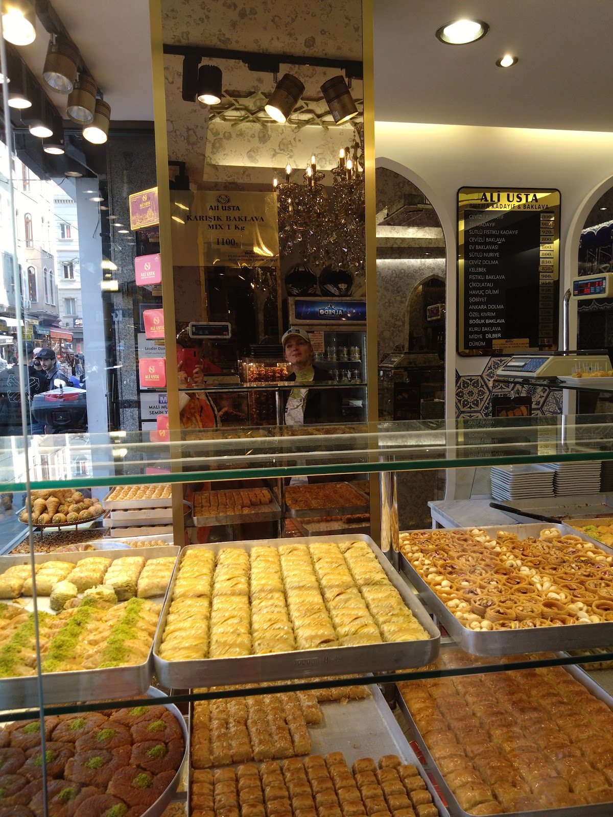 Ali Usta Burma Kadayif & Baklava photo 4