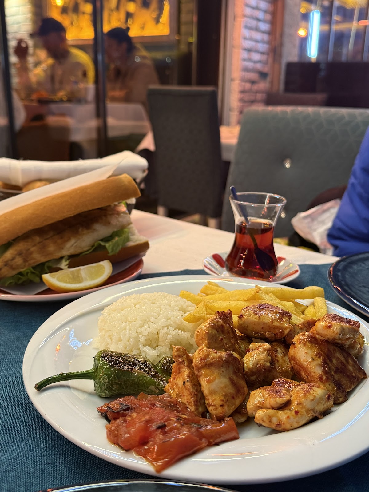 Beyaz İnci Restaurant Galata Köprüsü photo 4