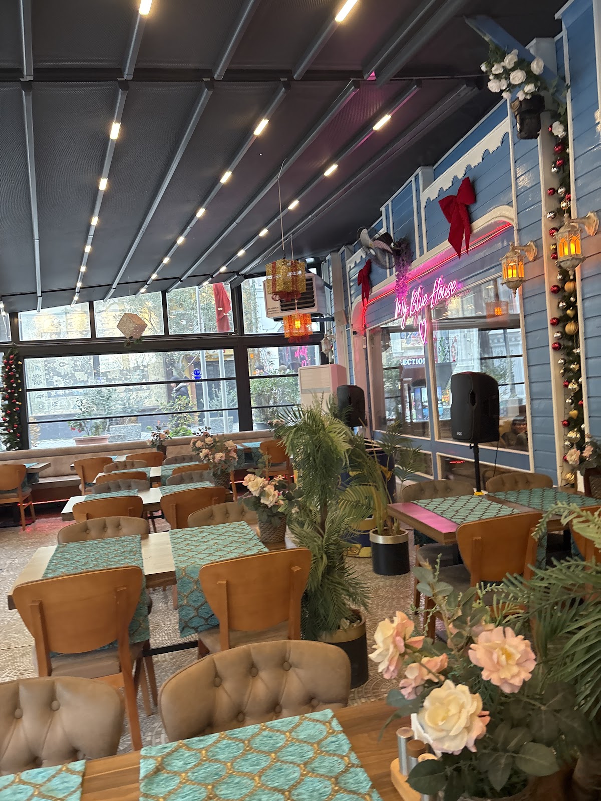 Blue House Hotel & Rooftop – 360 Sunset View of Istanbul photo 1