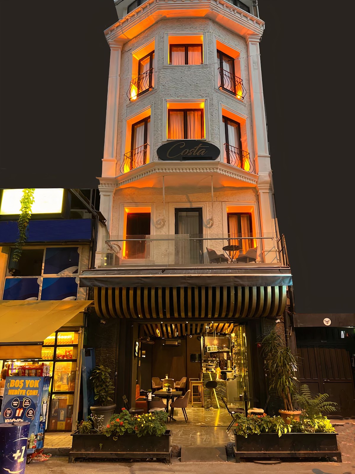 Costa Karaköy Hotel & Restaurant