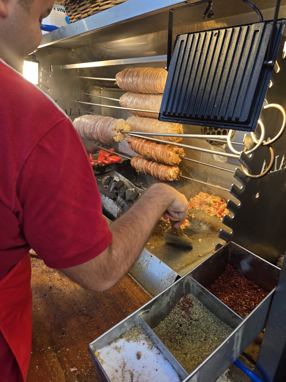 GALA KOKOREÇ photo 5