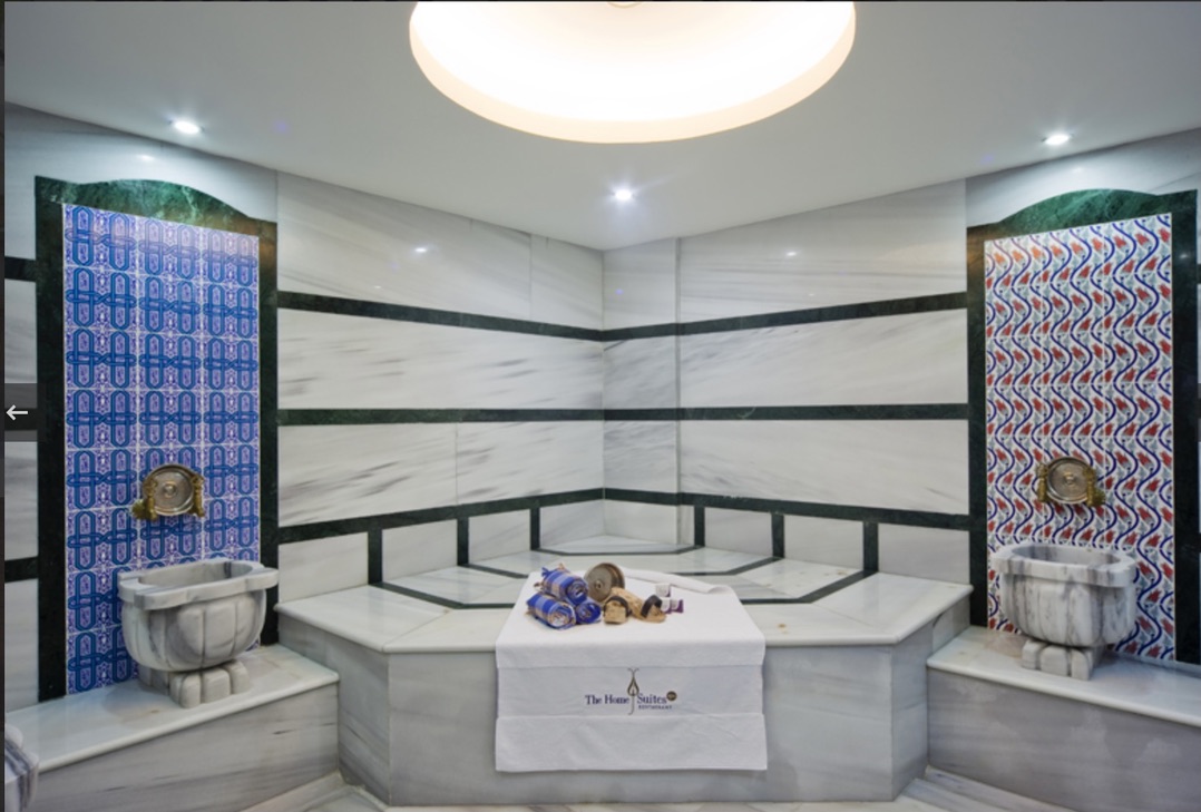 GLK PREMIER The Home Suites & Spa photo 2