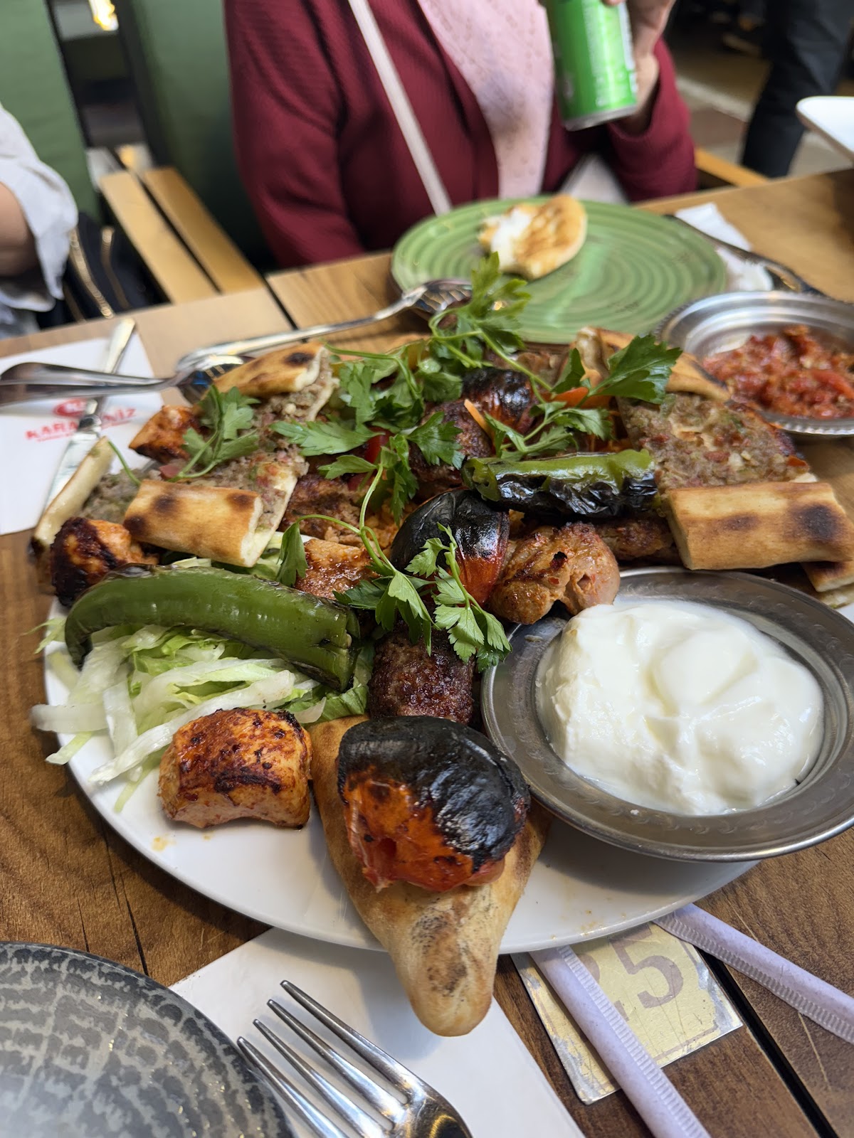 Karadeniz kardeşler pide kebab salonu photo 2