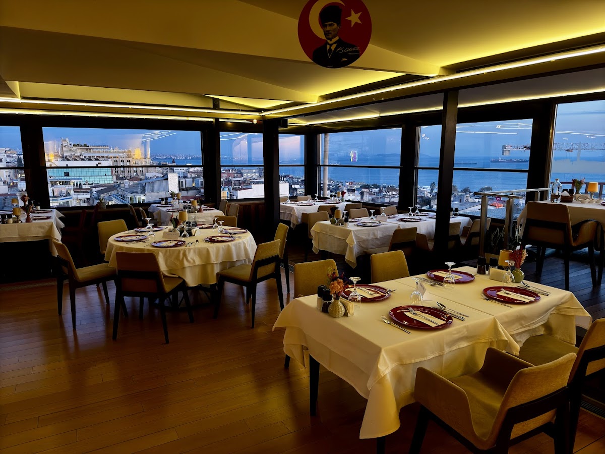 Marmarion Roof Restaurant photo 3