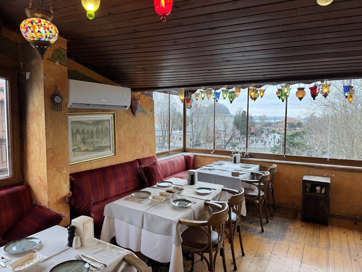 Omar Cafe & Restaurant photo 6