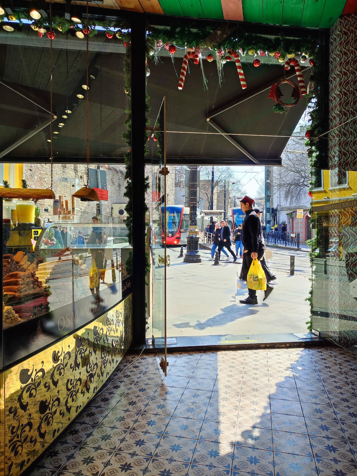 ‪Osmanlizadeler‬ photo 4