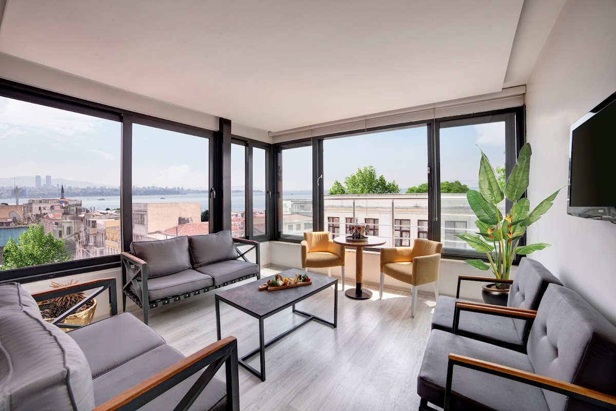 Skalion Hotel photo 5