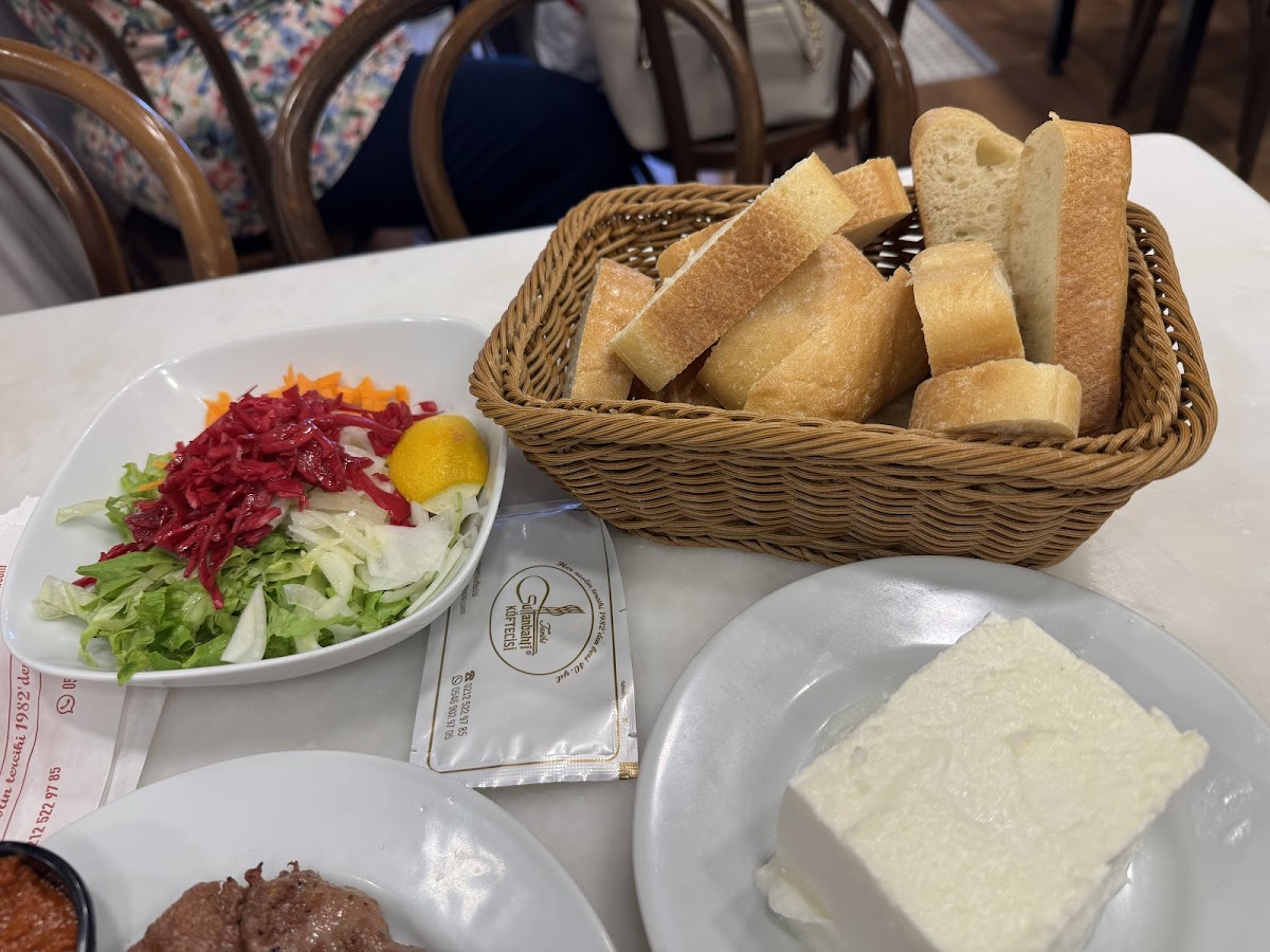 Tarihi Sultanbahti Köftecisi photo 4