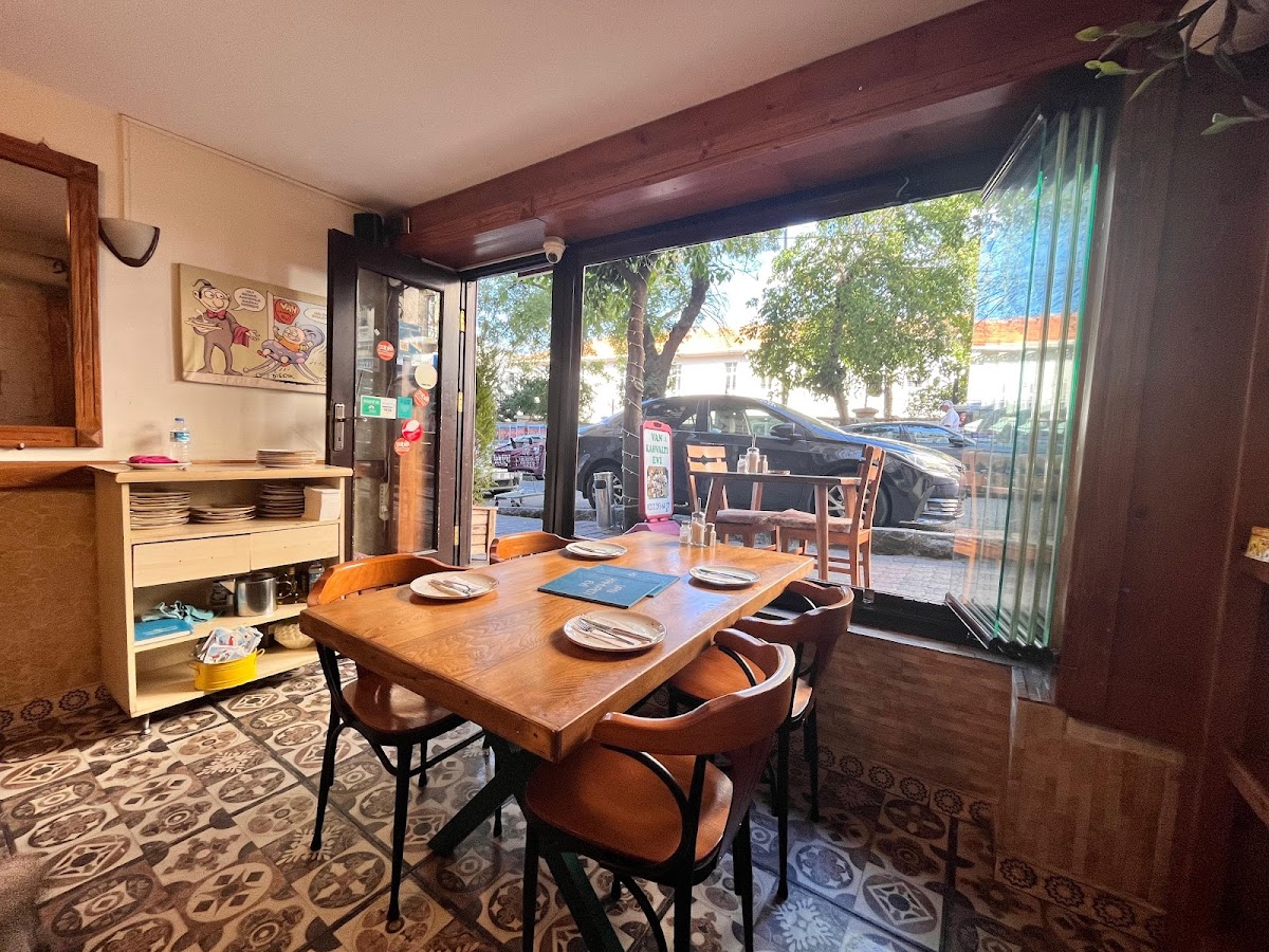 Van Kahvaltı Evi photo 1